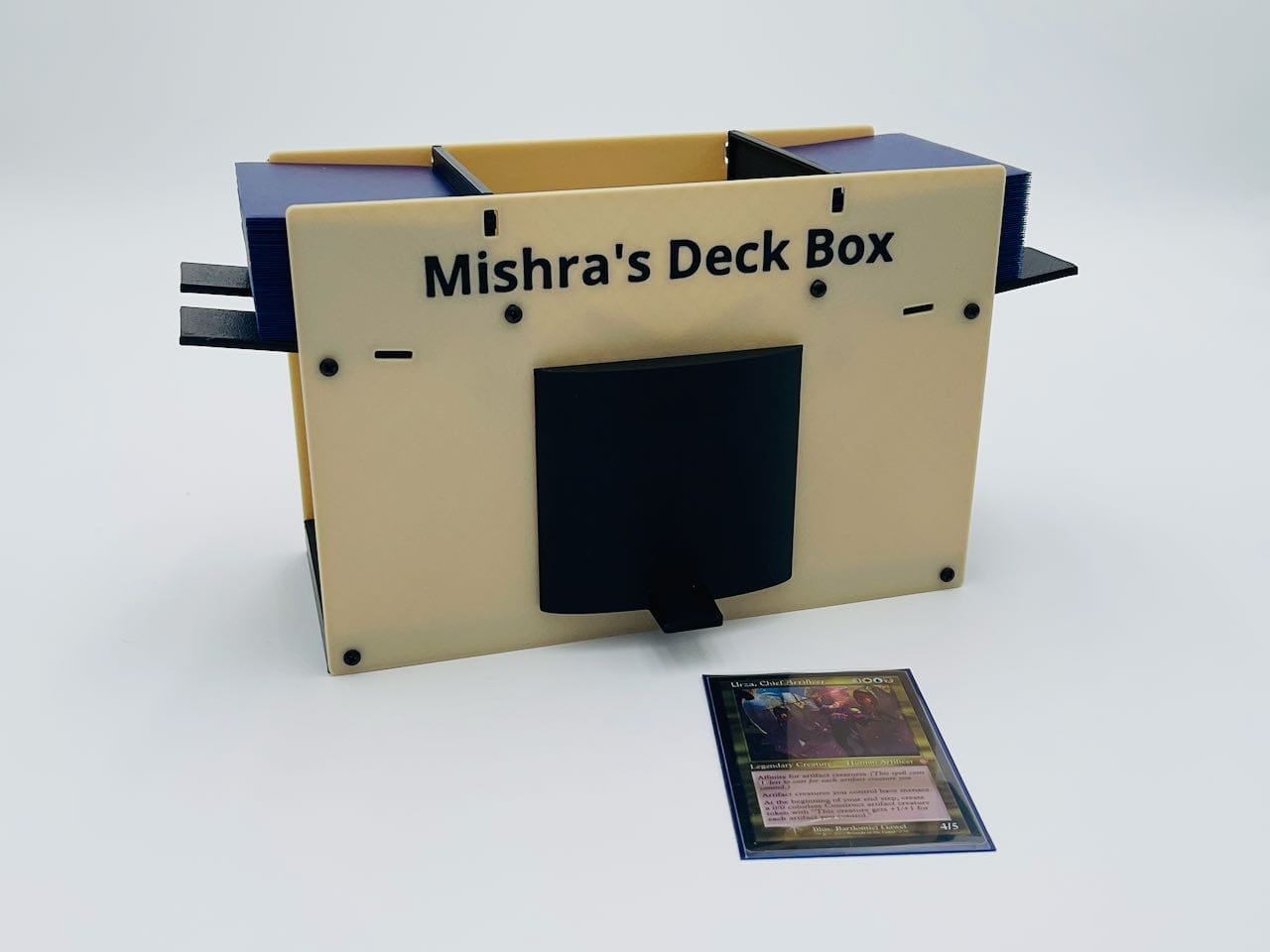 Mishra's Deck Box: White & Black (2025 Version) image 5
