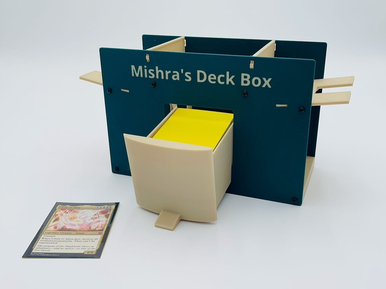 Mishra's Deck Box: Green & White (2025 Version) image 3