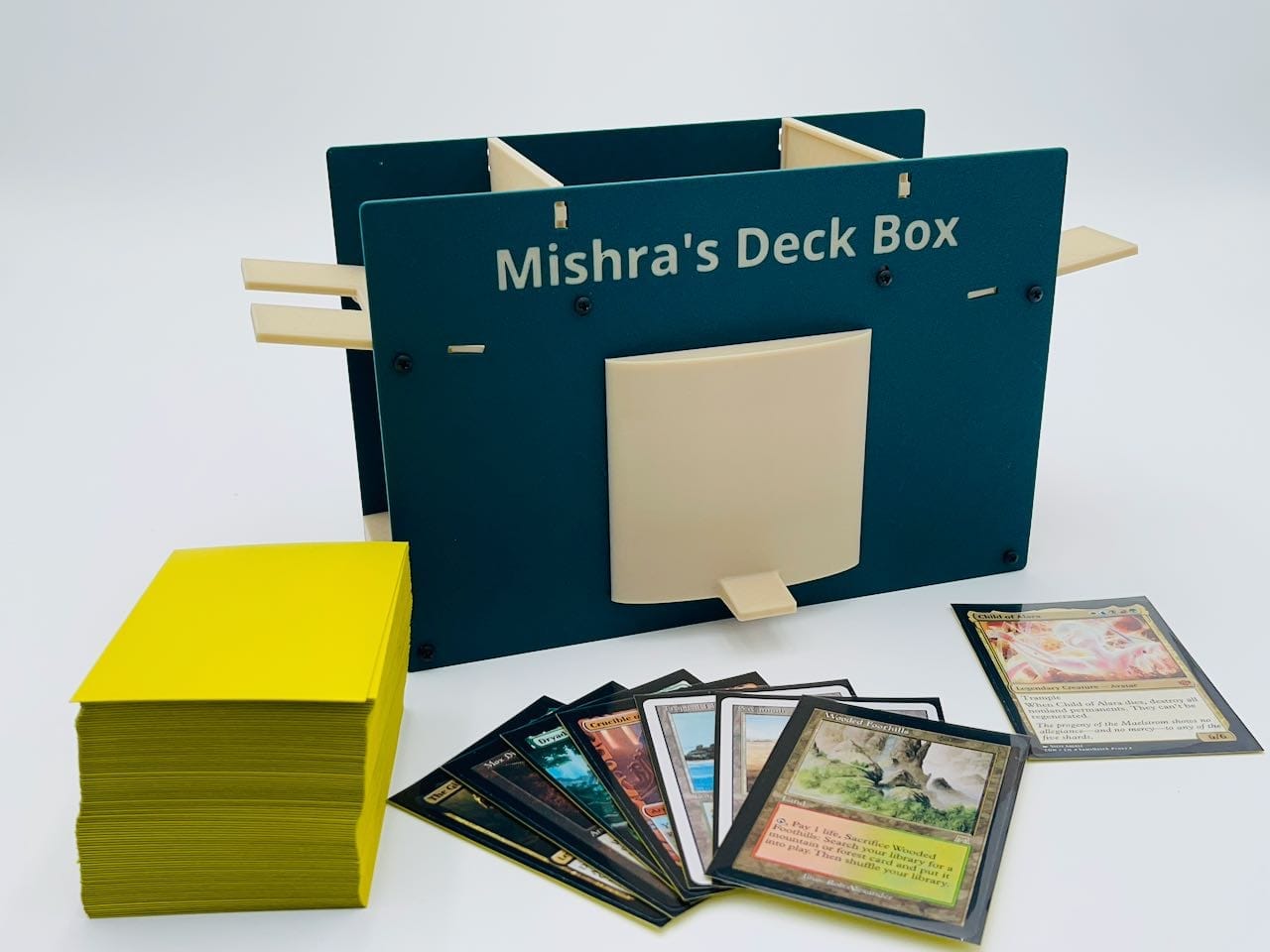 Mishra's Deck Box: Green & White (2025 Version) image 0